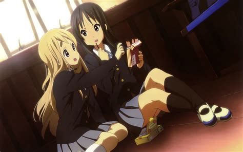 2girls Akiyama Mio Black Eyes Black Hair Blonde Hair Blue Eyes Food K