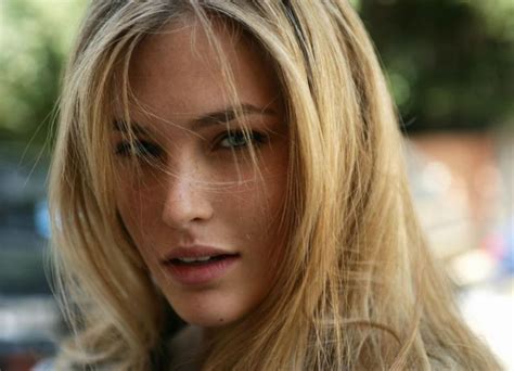 Starring:vanessa kirby, shia labeouf, ellen burstyn. Pretty Women. Part 2 (77 pics) - Izismile.com