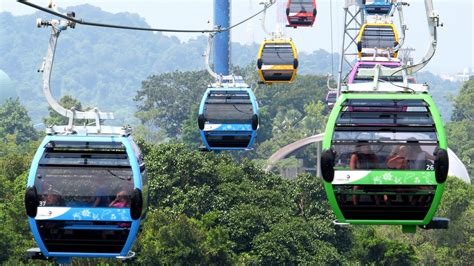 Langkawi cable car is the best tourist attraction in malaysia. التلفريك في سنغافورة - سرب للسياحة والسفر