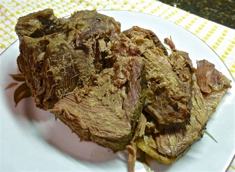 I use it all year round, including the summer, when it is too hot to grill and. cross rib roast slow cooker