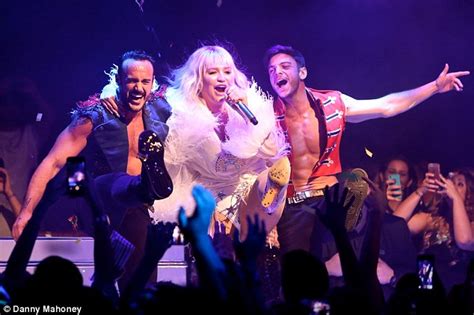 Kesha Kicks Off Las Vegas Concert In Glamorous Feather Boa And Fishnet