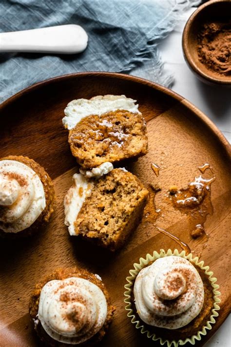 These Keto Pumpkin Spice Muffins Are Suuuper Soft And Deliciously Moist