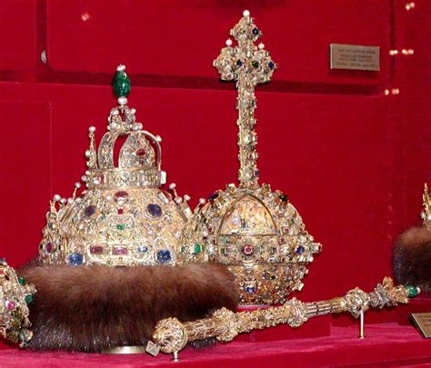 Imperial Crowns Of Russia Royal Crowns Royal Crown Jewels Imperial