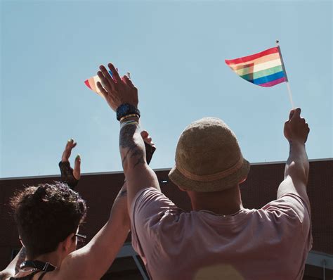 Y El País Más Amigable Con Los Viajeros Lgbt Es Traveler