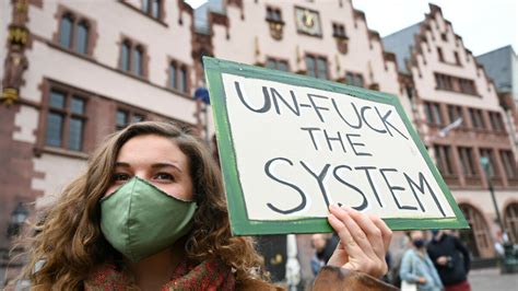 fridays for future klimaschützer demonstrieren wieder protest in berlin gestartet mmh
