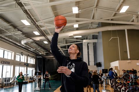 D.J. Wilson Visits Patients At The Froedtert & MCW Sports Medicine