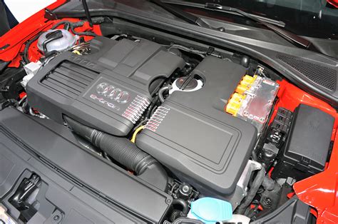 Audi e tron 2020 news. 15-audi-a3-e-tron-geneva - PakWheels Blog