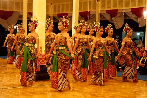 Tari Bedhaya Dan Srimpi Sebagai Warisan Tradisi Yogyakarta — Mymagz