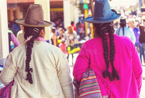 Gente Peruana Foto Editorial Imagen De Pobreza Auténtico 99736866