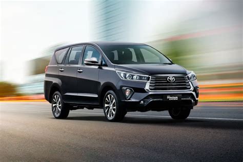 New Toyota Innova Car Wallpaper Images And Photos Finder