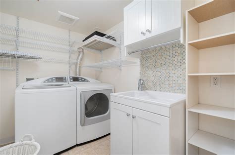 Wallingford Oasis - Cedar and Sunlight