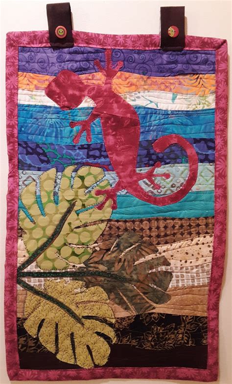 Readers Project Ritas Gecko Art Quilt Alanda Craft