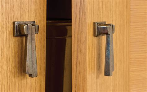 Our cabinets are computer designed with cnc manufactured parts for the highest quality. Cabinet Hardware Gallery | Rocky Mountain Hardware