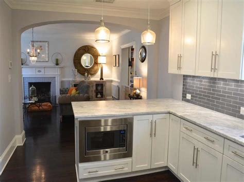 Our small kitchen ideas are perfect for those who are not blessed with a large and convivial dinner kitchen. 35 Home Remodeling Ideas With Casual Concept ...