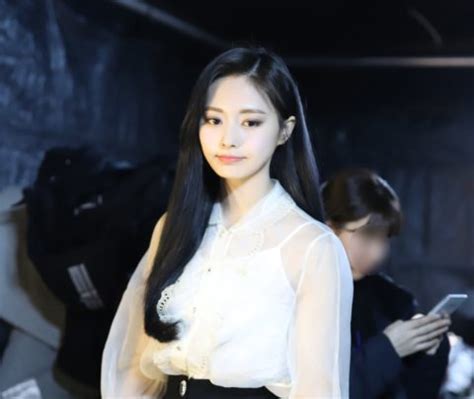 Twice (@twice_tiktok_official) on tiktok | 79.5m likes. 韩国女团TWICE成员周子瑜7日透过直播表示自己正在居家隔离检疫。（图片来源：TWICE官方脸书） - 澳洲生活网