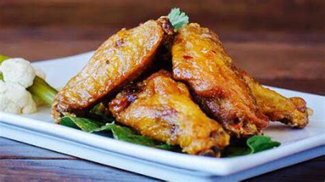 The Hottest Chicken Wing Spots In New Orleans Right Now ...
