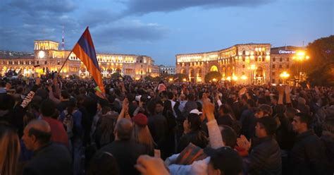 Prime minister of russia председатель правительства росси́я. Armenia's protesters just removed its Russia-friendly ...