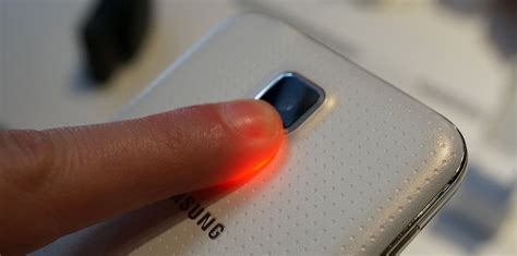 Video Galaxy S5 Fingerprint Scanner And Heart Rate Monitor Demo