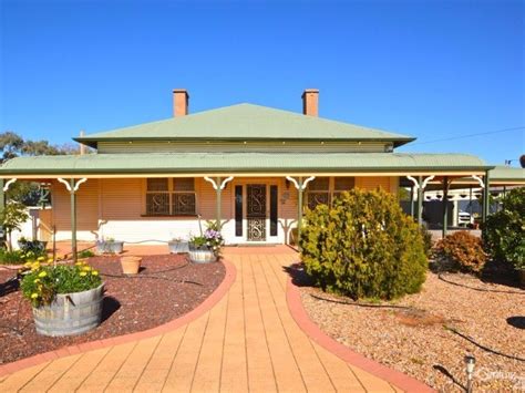 Broken hill was founded on mining the world's largest silver, lead and zinc deposit in 1883, and the locals have been busy digging ever since. 95 Wyman Street, Broken Hill NSW 2880 - Address ...