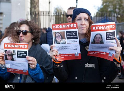 London, UK. 7th Nov, 2023. A vigil takes place for Israeli kidnap