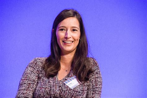 Anschließend bewarb sie sich als praktikantin bei radio lippe. Pinar Atalay | Kommunikationskongress 2016 Fotograf ...