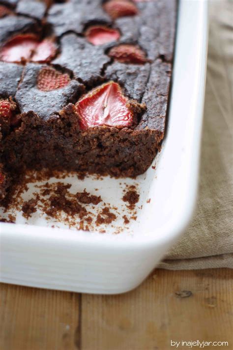 Fleisch + fisch ist alles separat zusammen gefasst. Kichererbsen-Brownies mit Erdbeeren | Gesunde vegane ...