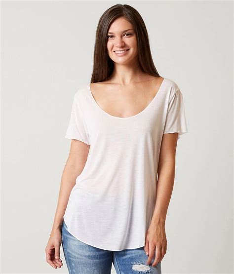 BKE Core Scoop Neck T Shirt Women S T Shirts In White Buckle Scoop Neck Tshirt Scoop Neck