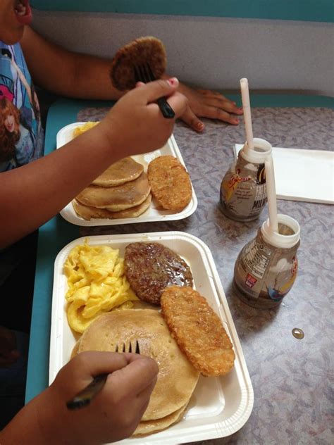 How much is a big breakfast at mcdonald's. Can't go wrong with the ' Big breakfast with Hot cakes ...