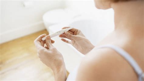 Je ne crois plus au test d'ovulation car pour ma dernière grossesse j'utilisais les test d'ovulation et il m'a indiqué que j'ovulé et trois jours après je. Peut-on avoir ses règles et être enceinte? - Grossesse ...