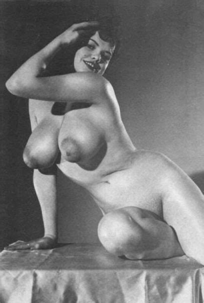 Rosalie Strauss Big Retro Tit Vintage Nudes Nuslut