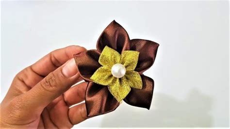 Making Ribbon Flower Origami Ribbon Flower De Craft Making Ribbon