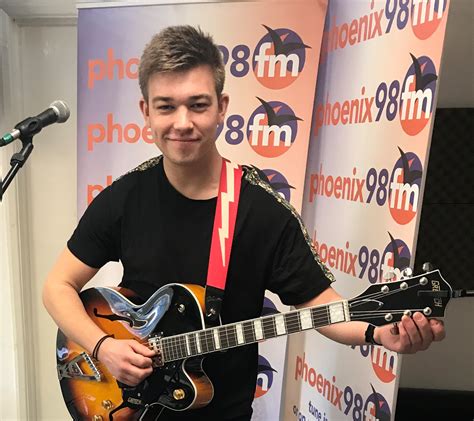 Oliver New - A great new singer/songwriter talent - Listen live to his debut single - Phoenix FM