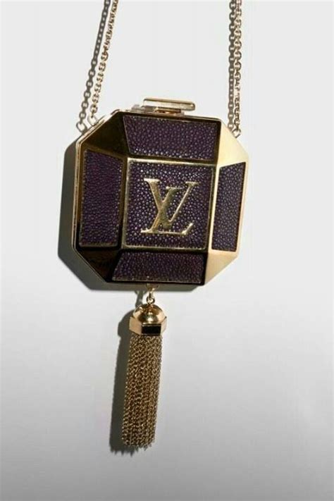 Belk Vintage Louis Vuitton Iucn Water