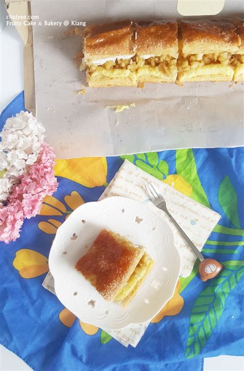 Eloise shardlow creates a delicate, floral twist on the classic sponge cake. Fruity Cake & Bakery @ Klang - Mimi's Dining Room