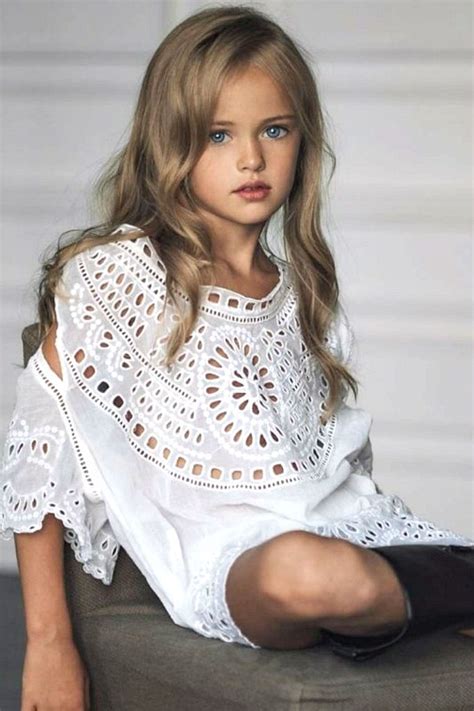 kristina pimenova la modelo de 8 años proclamada como la niña más bonita del mundo viste la