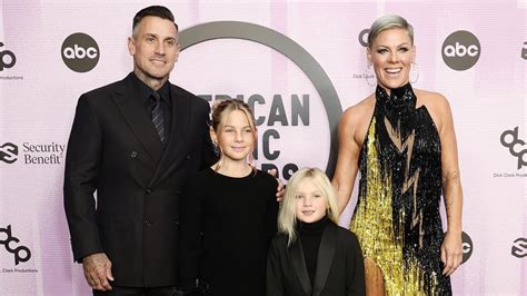 Pink Posts Embarrassing Nude Photo Taken By Husband Carey Hart