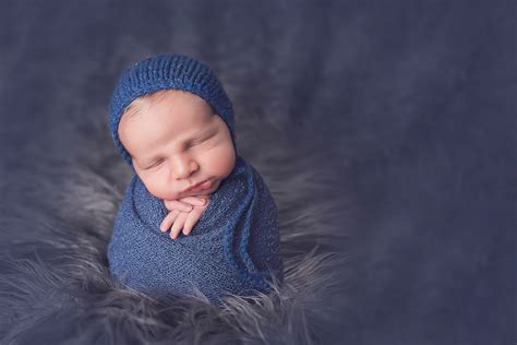 40 Newborn Photo Ideas For Boys And Girls At Home Or Studio