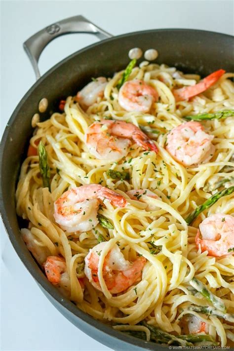 Don't cook with wine you won't drink. Garlic Butter Shrimp Pasta in White Wine sauce | Receta ...