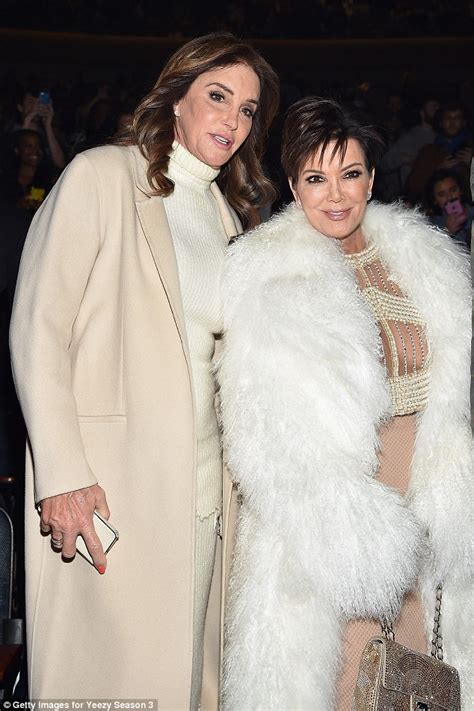 Kris Jenner Demands Kim Kardashian Take Sides After Divorce From Caitlyn In Kuwtk Daily Mail