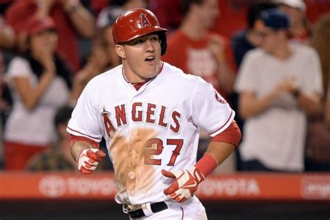 La Angels Mike Trout Is Youngest Al Player To Hit For Cycle In Mlb