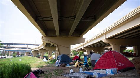 Milwaukee Homeless Encampment At Crisis Stage Business Leader Says