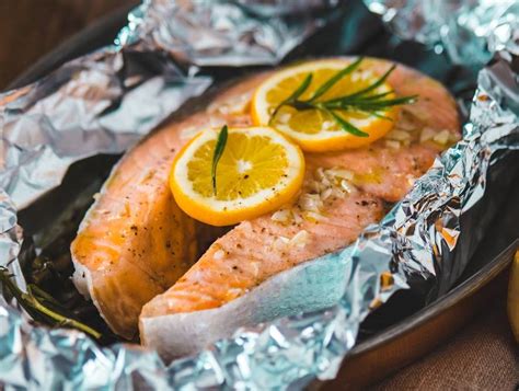 Add the salmon, turning them over gently a few times to evenly coat in the vinaigrette. Salmon in Foil | Recipe