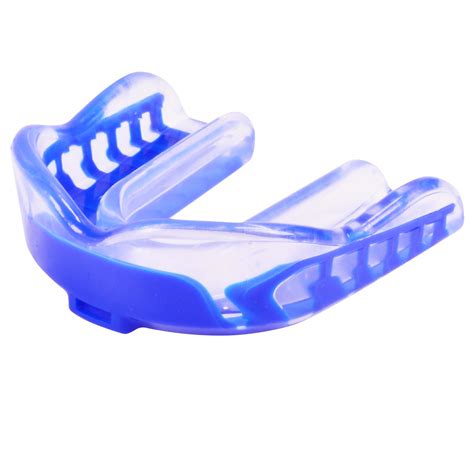 Let your guard soak for about 30 minutes and then rinse off and allow to dry. Clear Mouth Guard for Basketball & Other Sports | Oral ...