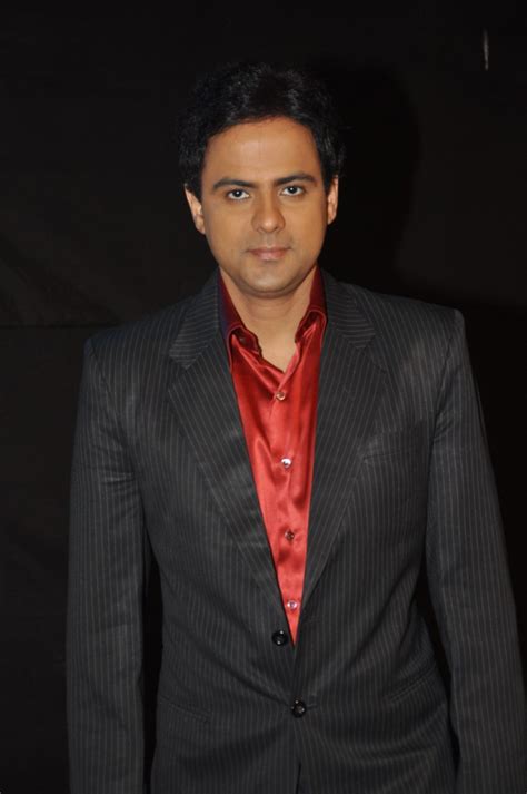 Tv Actor Pawan Shankar At Cid Veerta Awards In Mumbai 1 Rediff