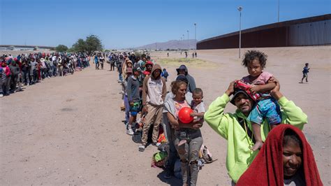 ¿por Qué Se Desborda La Frontera Entre México Y Ee Uu The New York