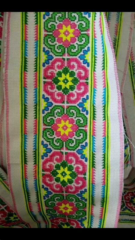 Pin by Mee Xiong on My projects | Hmong patterns, Cross stitch flowers ...