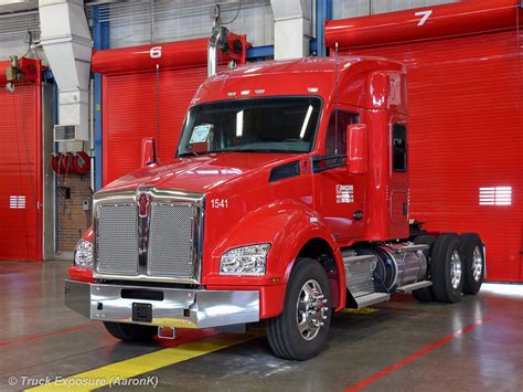 Paccar Technical Center Kenworth T880 52 Mid Roof Sleeper Flickr