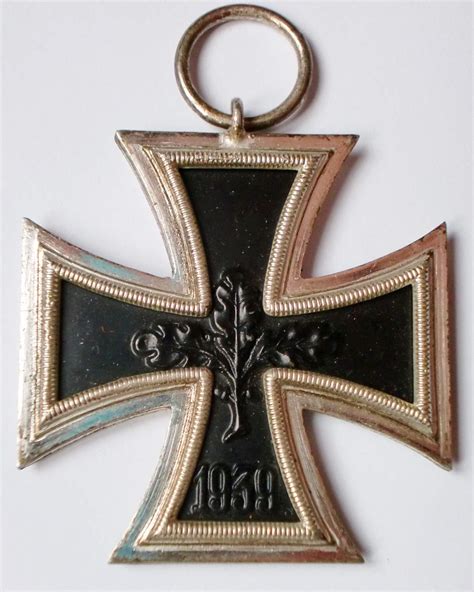 The decoration is the first combat valour award presented by germany since world war ii. My Bundeswehr and 57er awards collection - Page 34