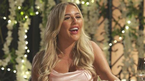 Love Island Jess Hardings Weight Gain Has She Gotten Fat