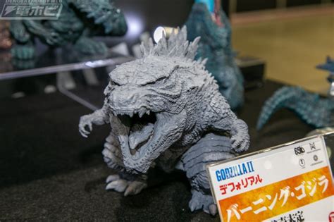 Коллекционная фигурка мега годзилла против конга (godzilla vs kong) интерактивный. Godzilla Vs Kong Toys Walmart Warbat / Godzilla Vs Kong 11 Giant Kong Xl Figure Walmart Com ...